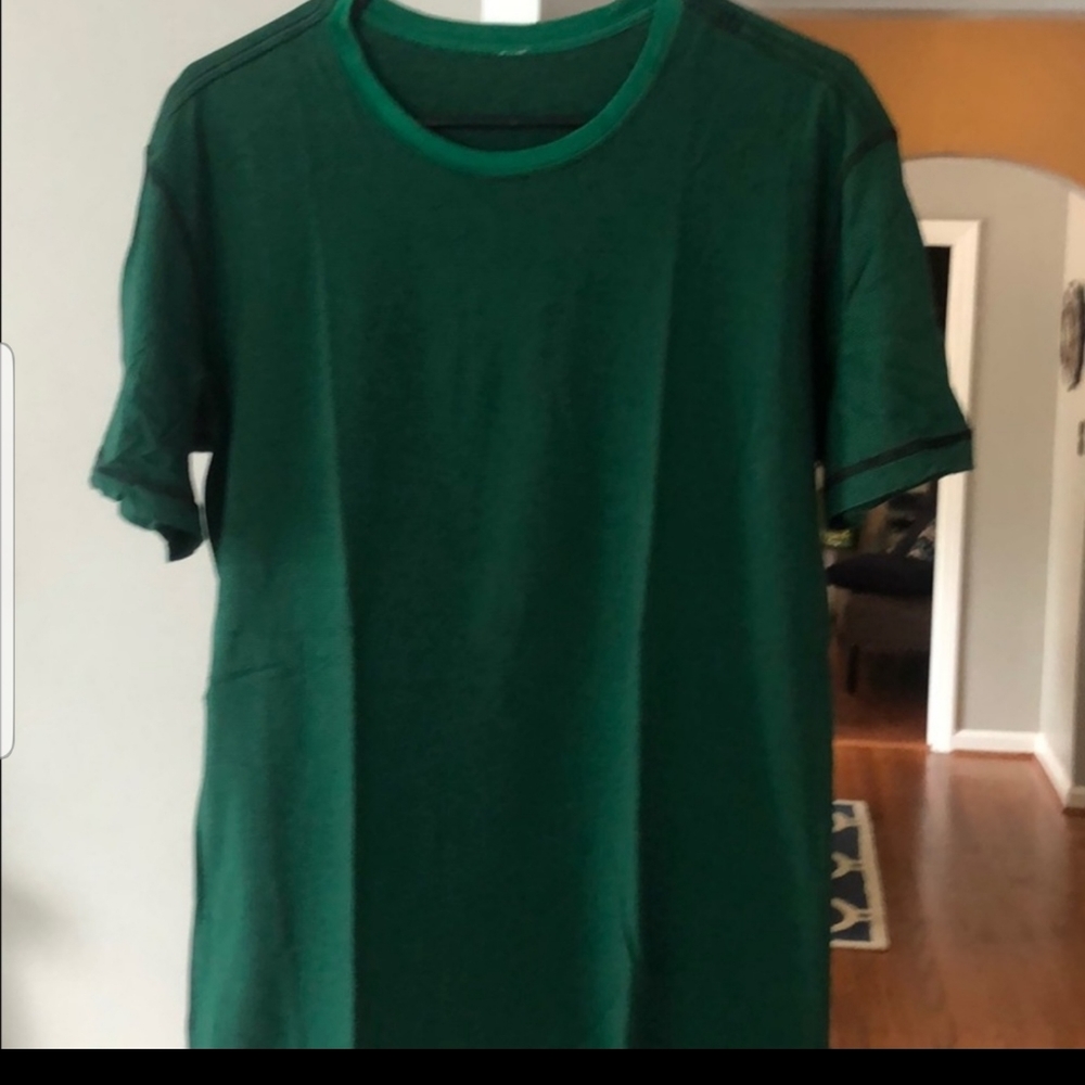 Lululemon 5year basic T